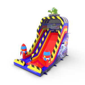 Dmuchana zjeżdżalnia w...