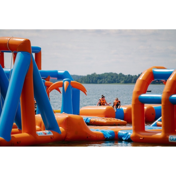Dmuchany park wodny Zeta (32 x 30 m)
